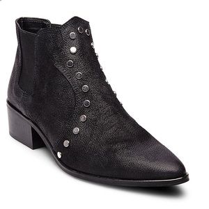 Steve Madden Cabe Black Leather Bootie